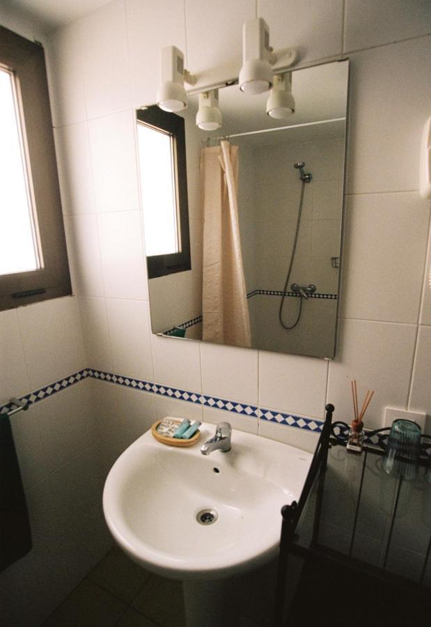 Hostal De L'Aigua Sant Llorenc de la Muga Zewnętrze zdjęcie
