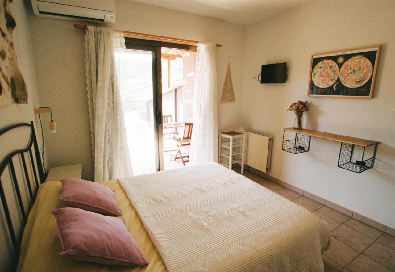 Hostal De L'Aigua Sant Llorenc de la Muga Zewnętrze zdjęcie
